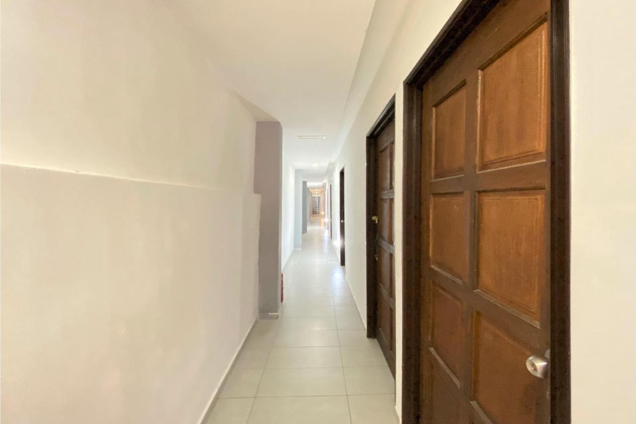 Spot On 90283 Twenty Seven Muntri Ξενοδοχείο Tanjung Bungah  Εξωτερικό φωτογραφία